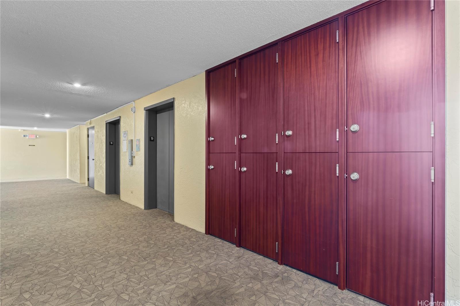 Hale Kulanui condo # 1902, Honolulu, Hawaii - photo 17 of 23