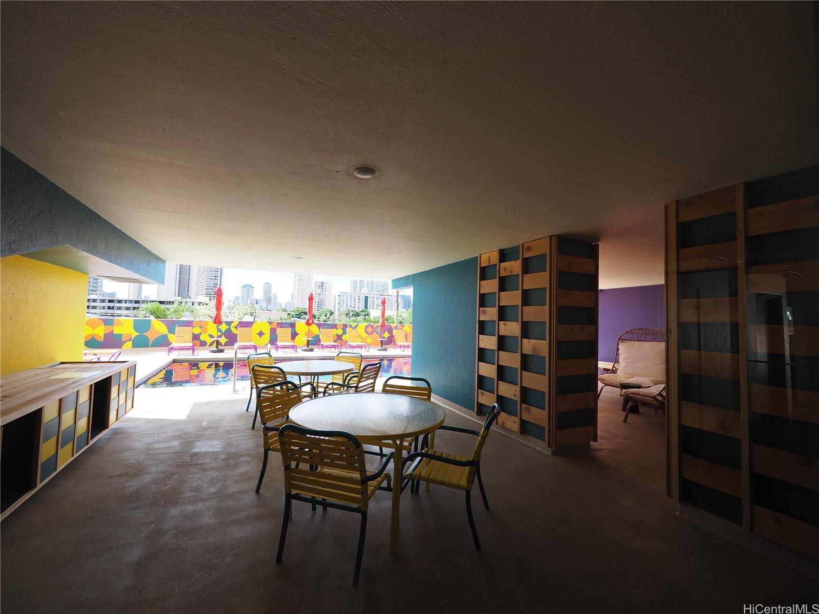 Hale Kulanui condo # 402, Honolulu, Hawaii - photo 9 of 12