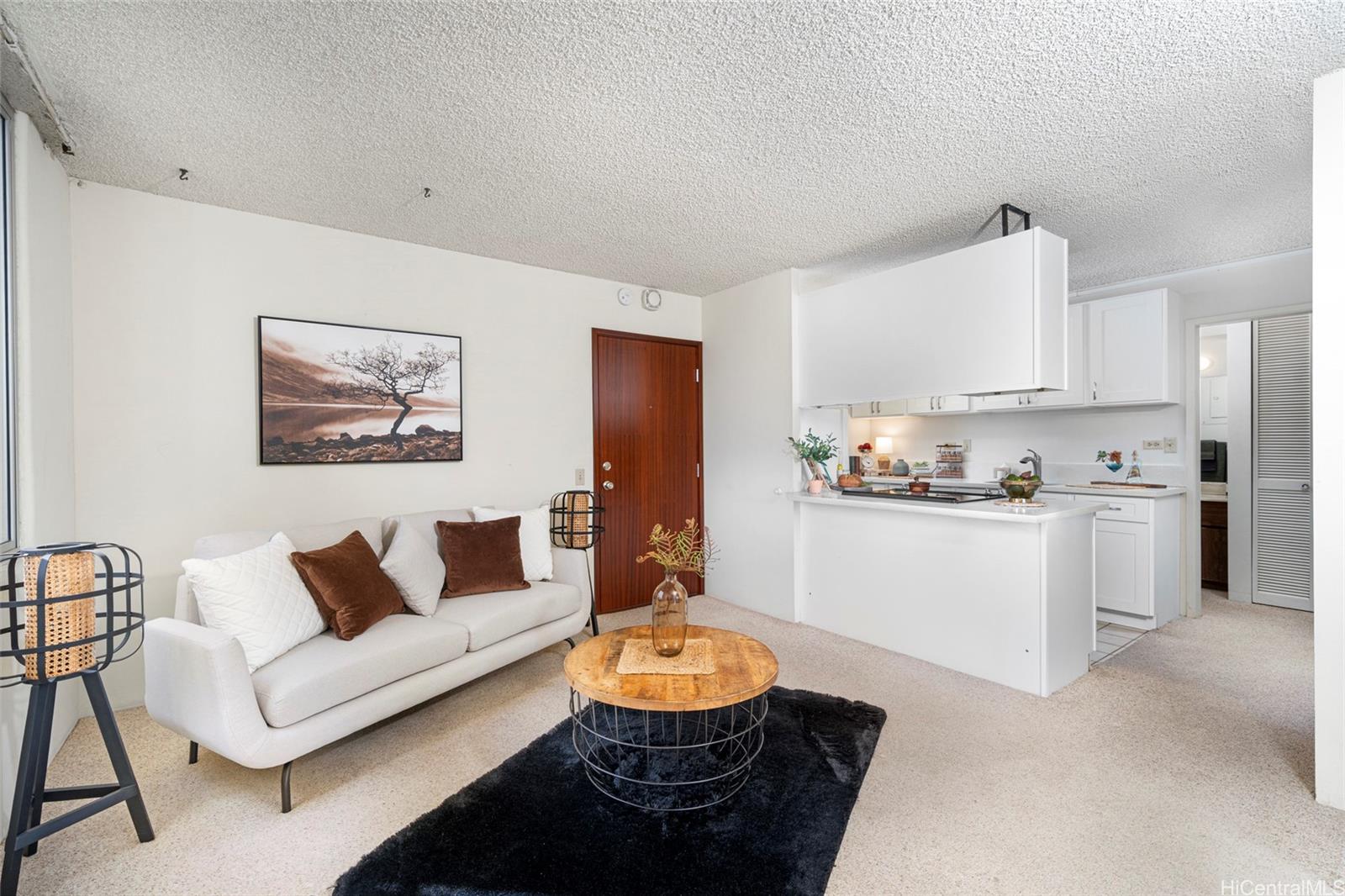 Hale Kulanui condo # 803, Honolulu, Hawaii - photo 3 of 23