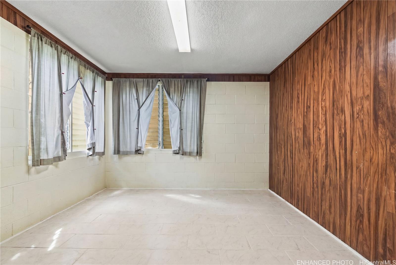 2745  Booth Road Pauoa Valley, Honolulu home - photo 12 of 14