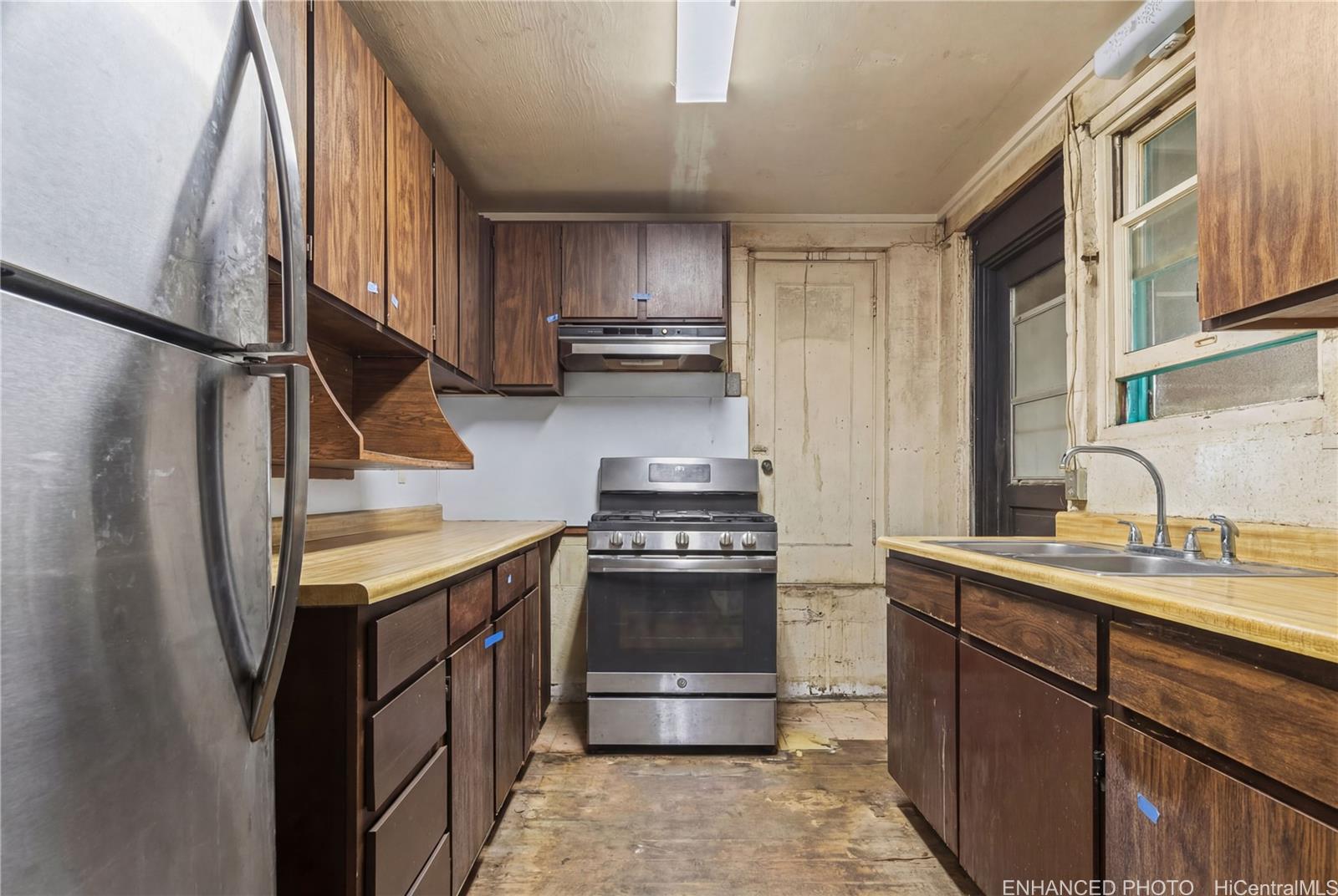 2745  Booth Road Pauoa Valley, Honolulu home - photo 13 of 14