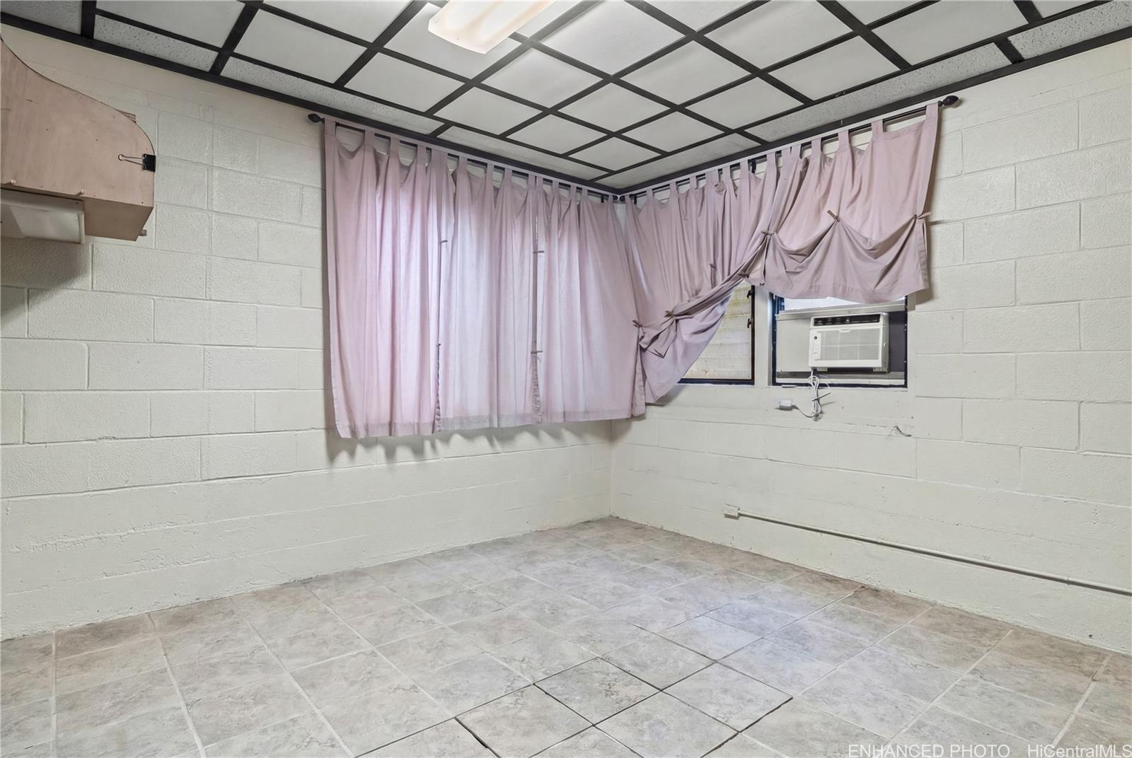 2745  Booth Road Pauoa Valley, Honolulu home - photo 14 of 14