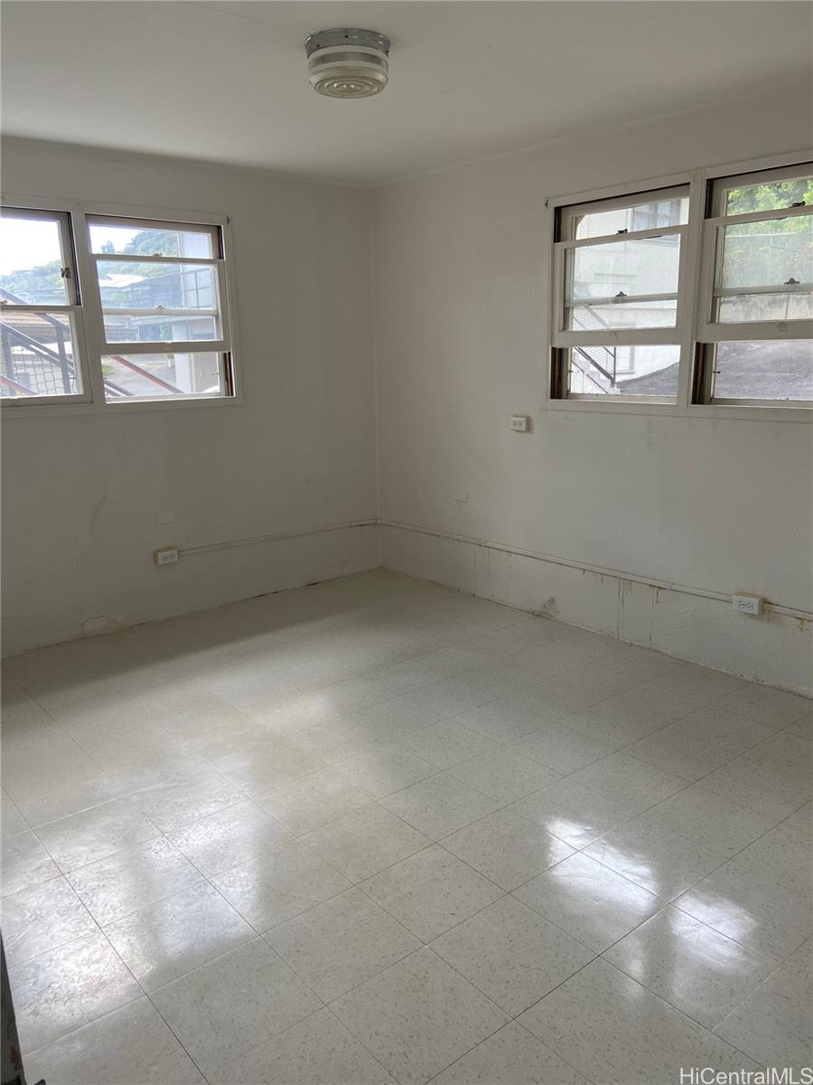 2746 Rooke Ave Honolulu - Rental - photo 6 of 9