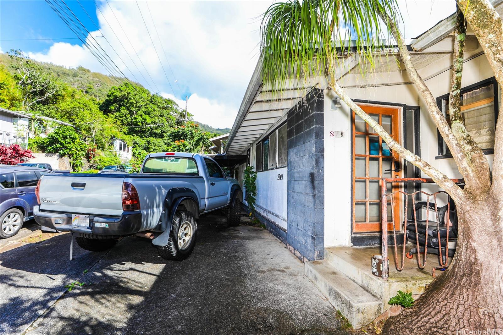 2749  Piliwai St Kalihi Valley, Honolulu home - photo 17 of 18