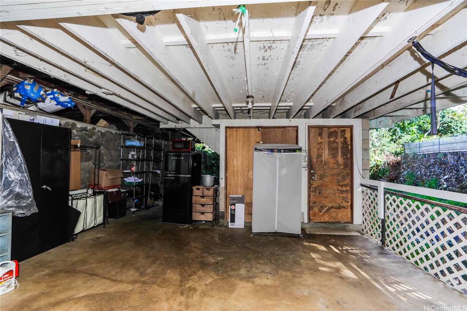 2749  Piliwai Street Kalihi Valley, Honolulu home - photo 12 of 19