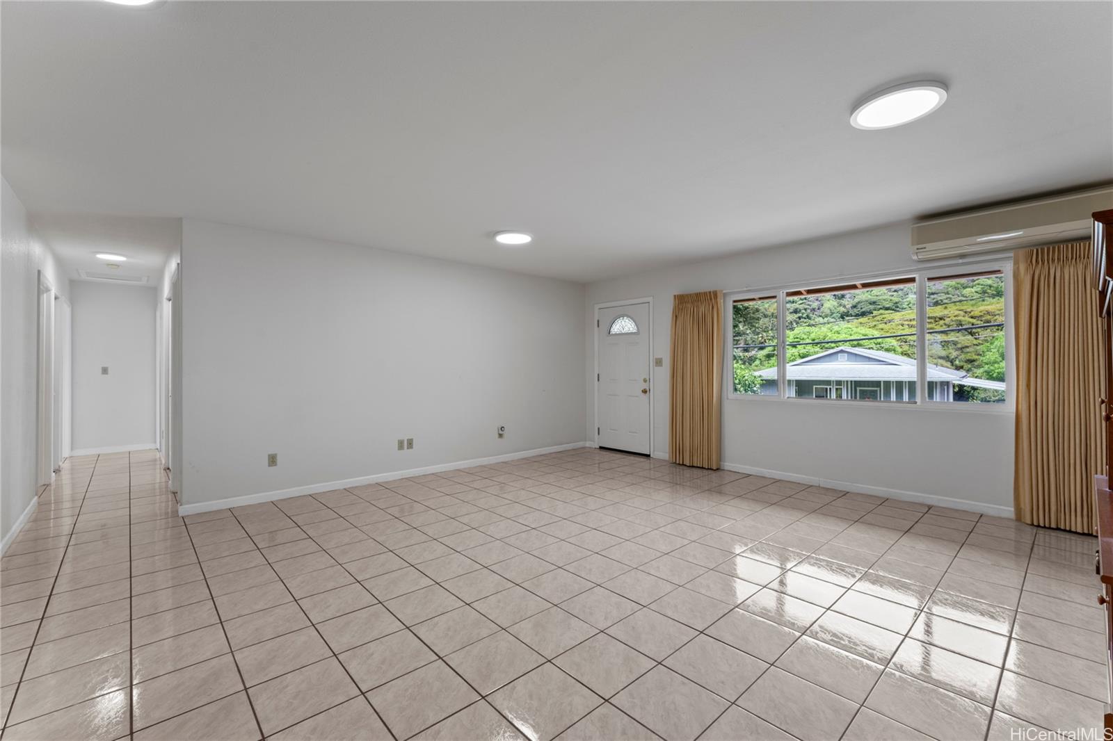 2751  Booth Road Pauoa Valley, Honolulu home - photo 2 of 18