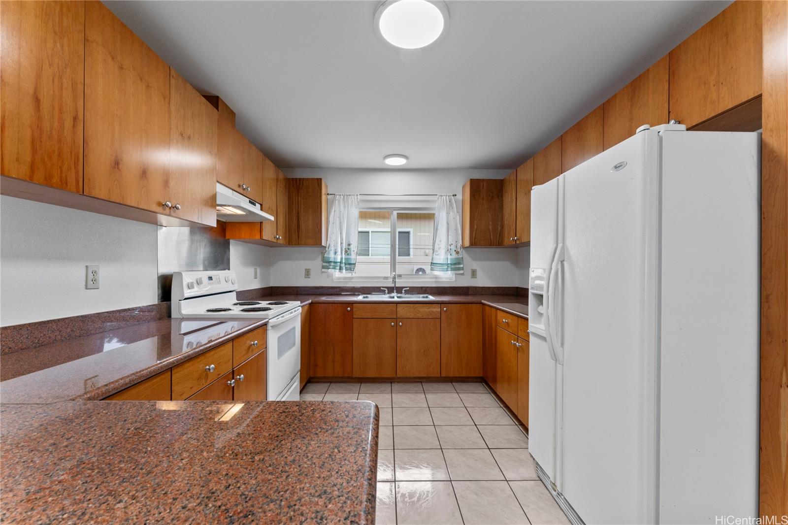 2751  Booth Road Pauoa Valley, Honolulu home - photo 7 of 18