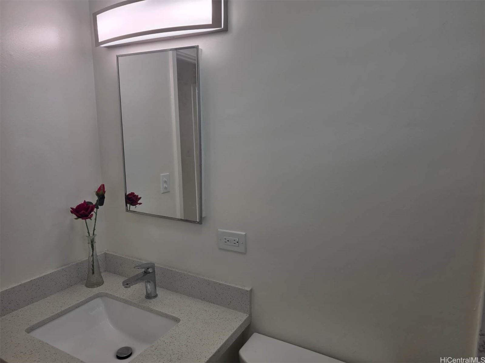 Moiliili Gardens condo # I308, Honolulu, Hawaii - photo 5 of 19