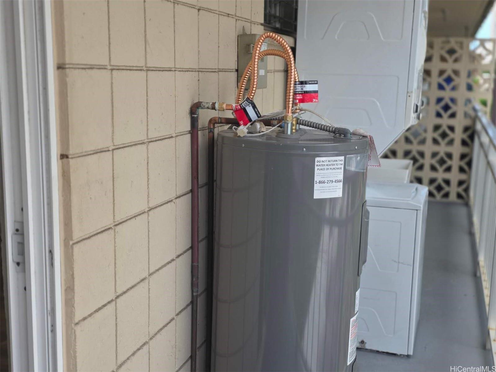 Moiliili Gardens condo # I308, Honolulu, Hawaii - photo 9 of 19