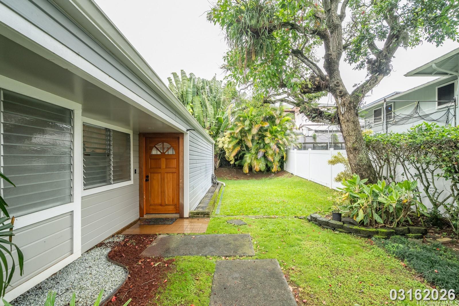 2752 Kalihi St Honolulu - Rental - photo 3 of 25