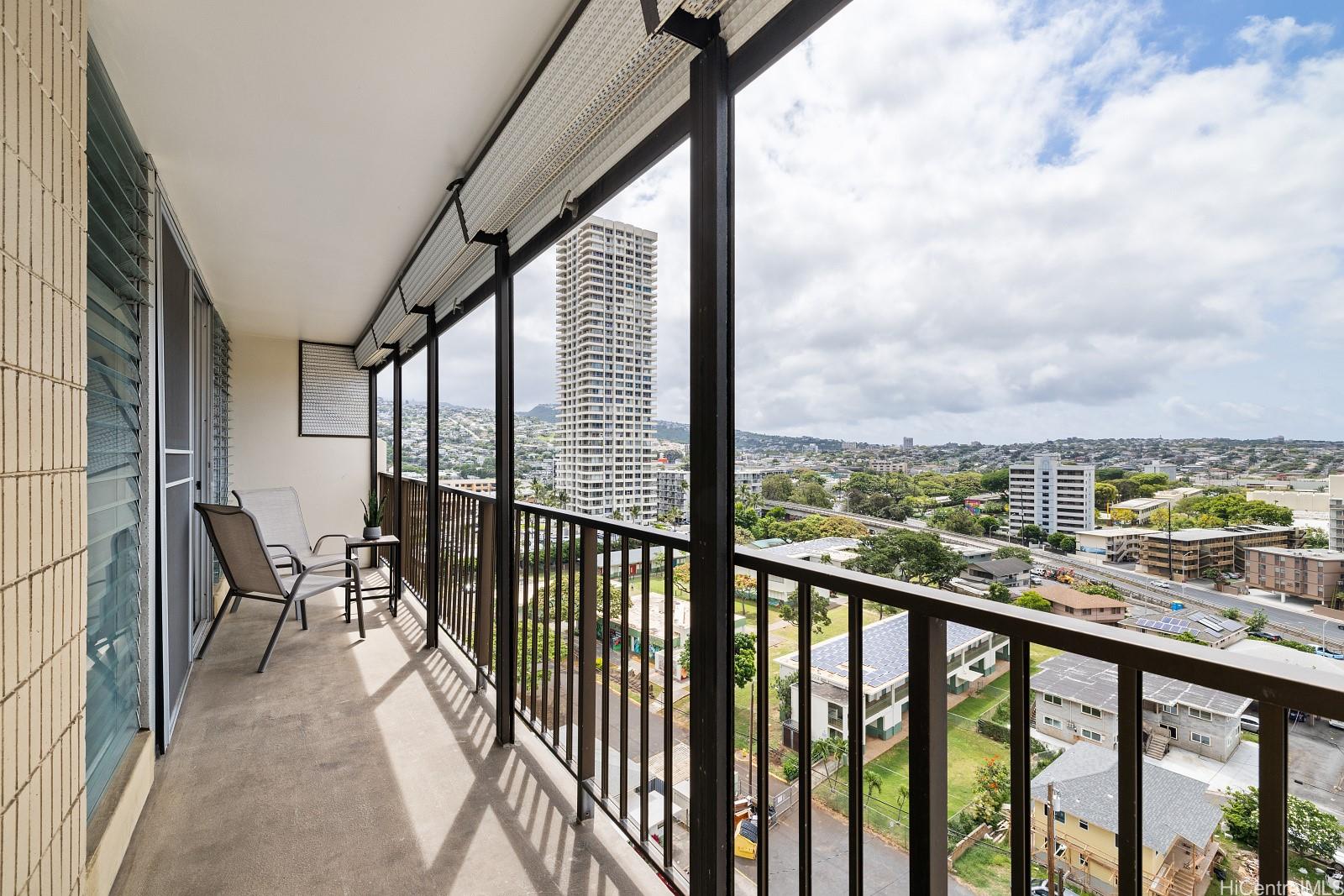 Rainbow Place condo # 1405, Honolulu, Hawaii - photo 18 of 22