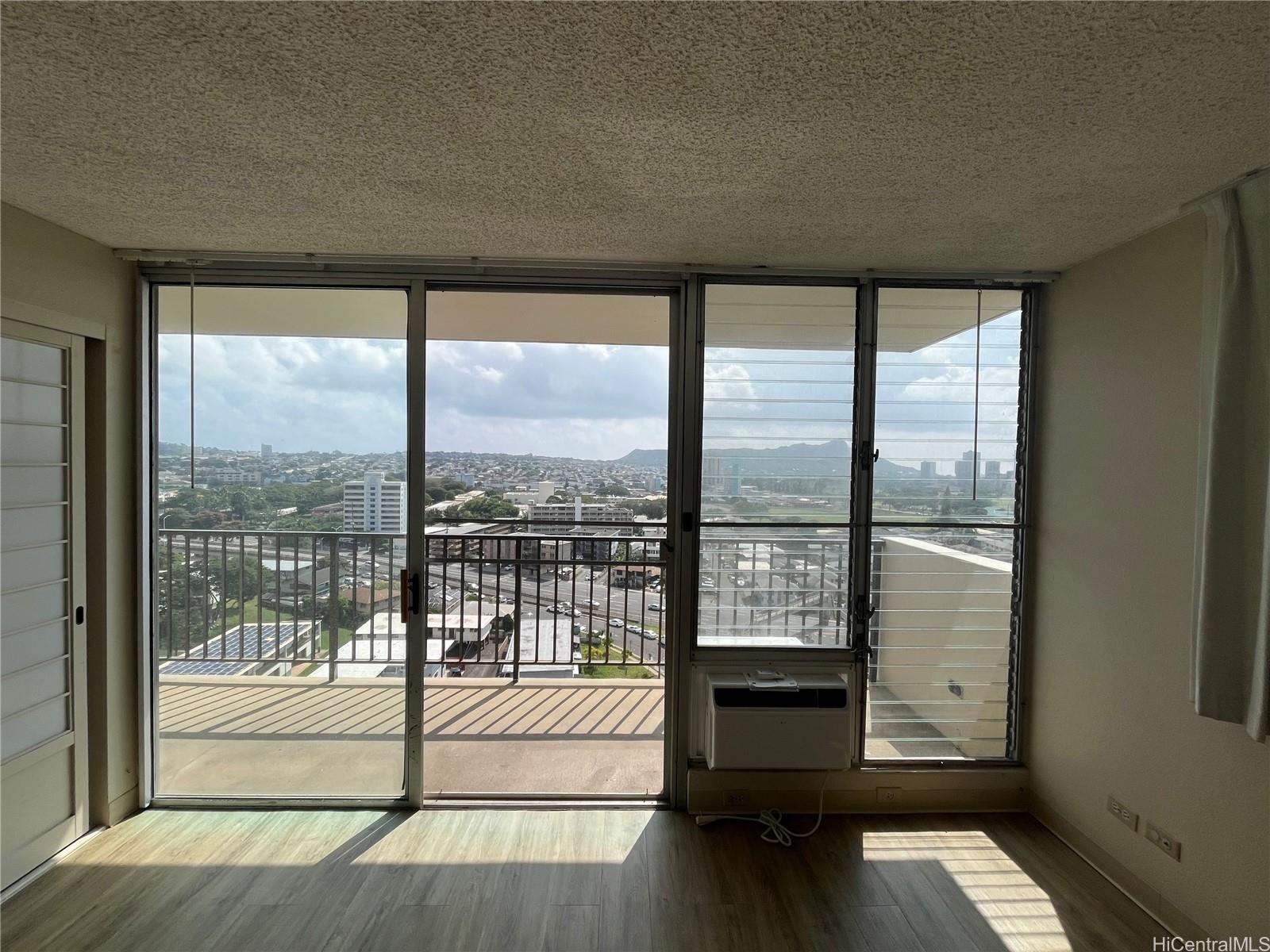 2754 Kuilei Street Honolulu - Rental - photo 5 of 13