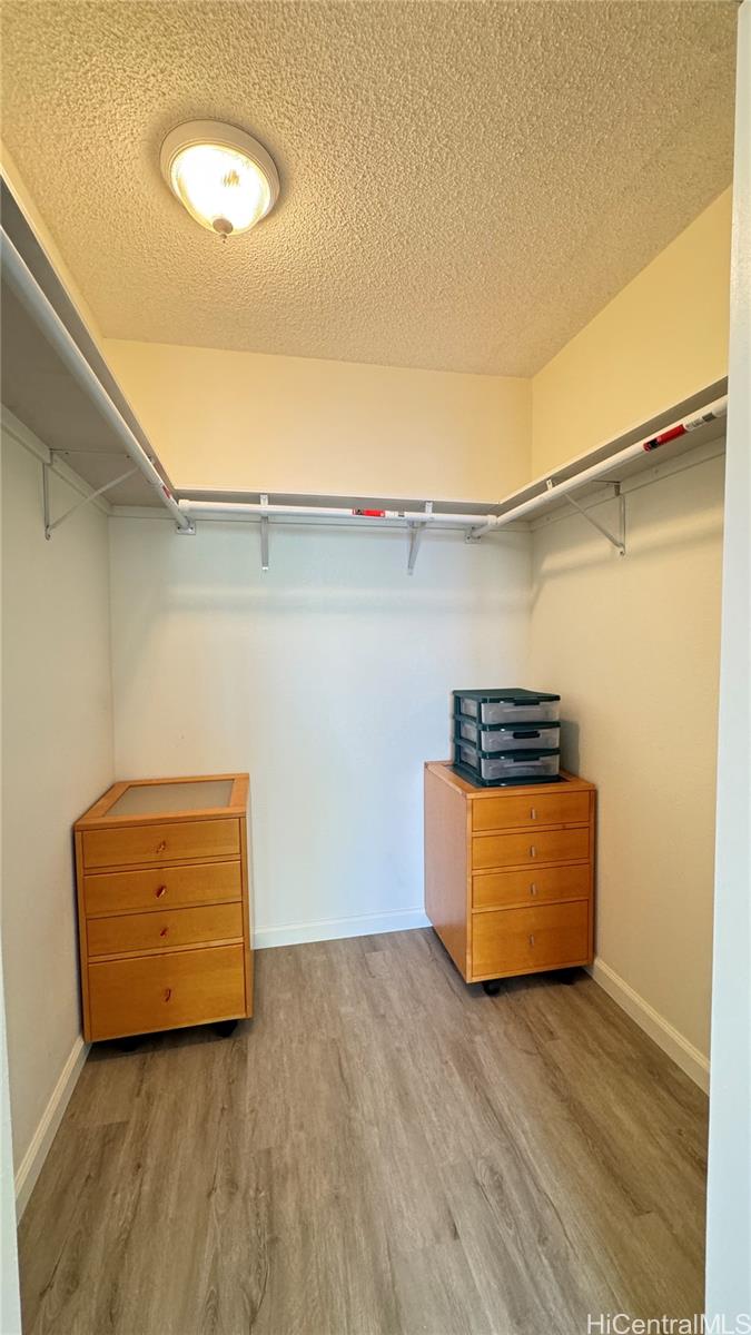 Rainbow Place condo # 2101, Honolulu, Hawaii - photo 11 of 11