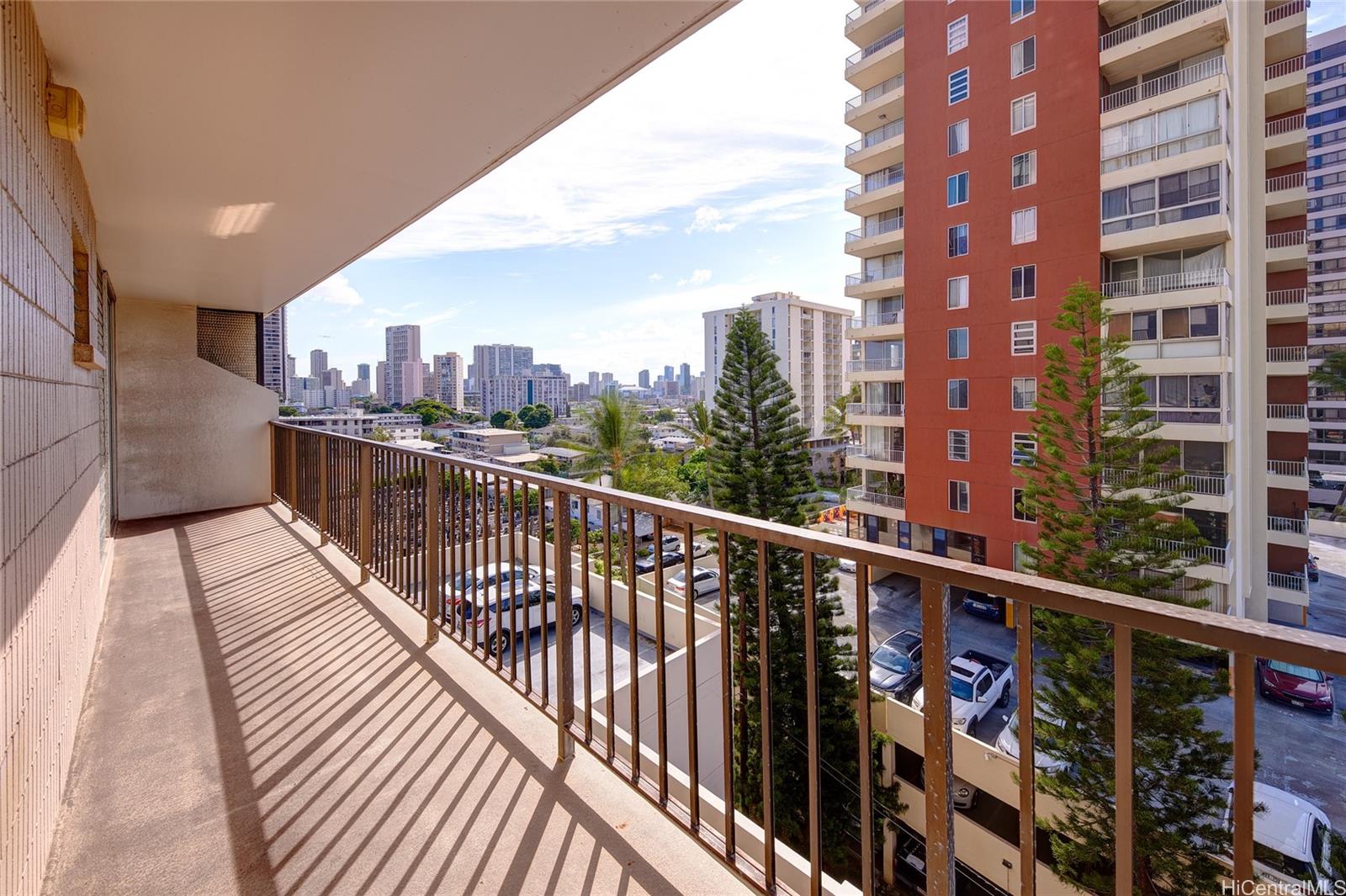 Rainbow Place condo # 702, Honolulu, Hawaii - photo 12 of 14