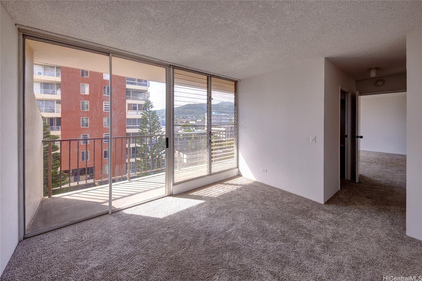 Rainbow Place condo # 702, Honolulu, Hawaii - photo 10 of 14