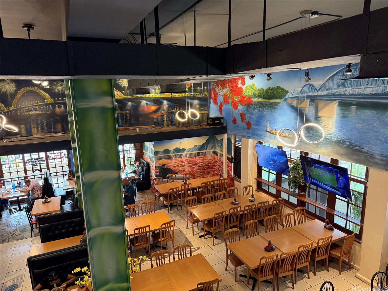 2756 Woodlawn Rd Manoa Area  - photo 3 of 16