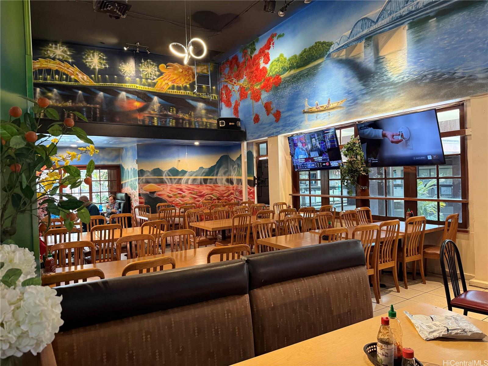 2756 Woodlawn Rd Manoa Area  - photo 5 of 16