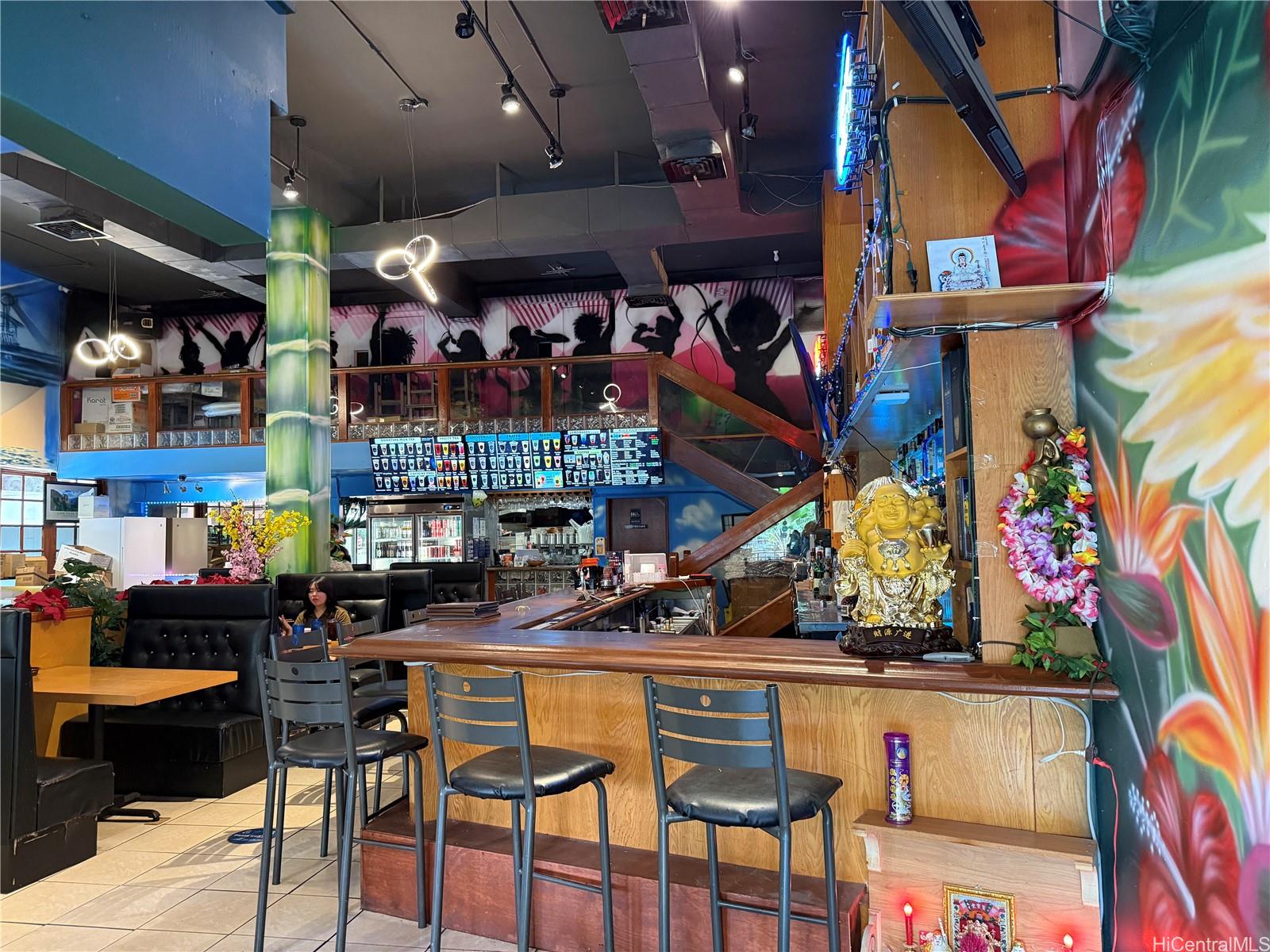 2756 Woodlawn Rd Manoa Area  - photo 7 of 16