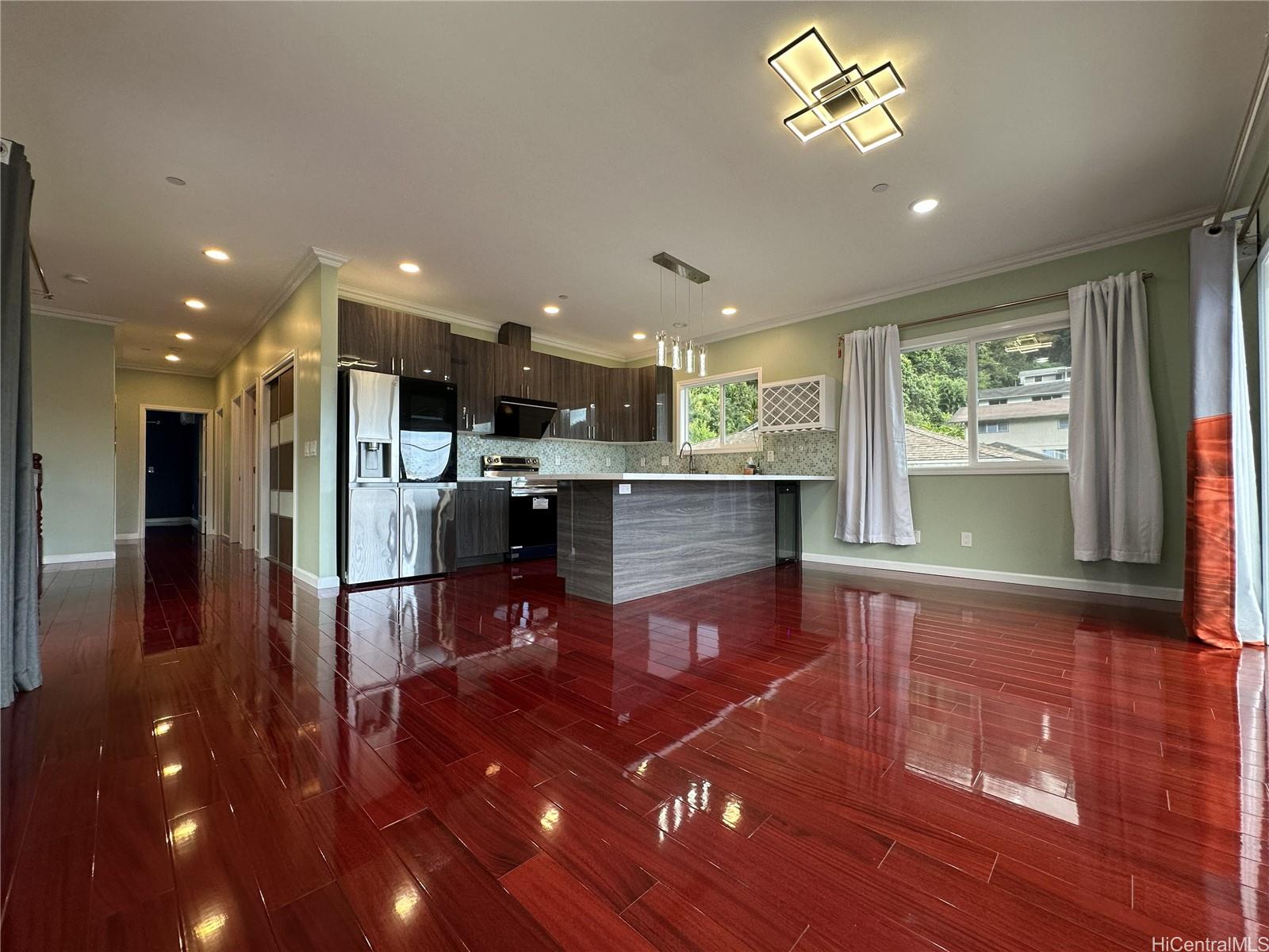 2763  Booth Rd Pauoa Valley, Honolulu home - photo 4 of 25