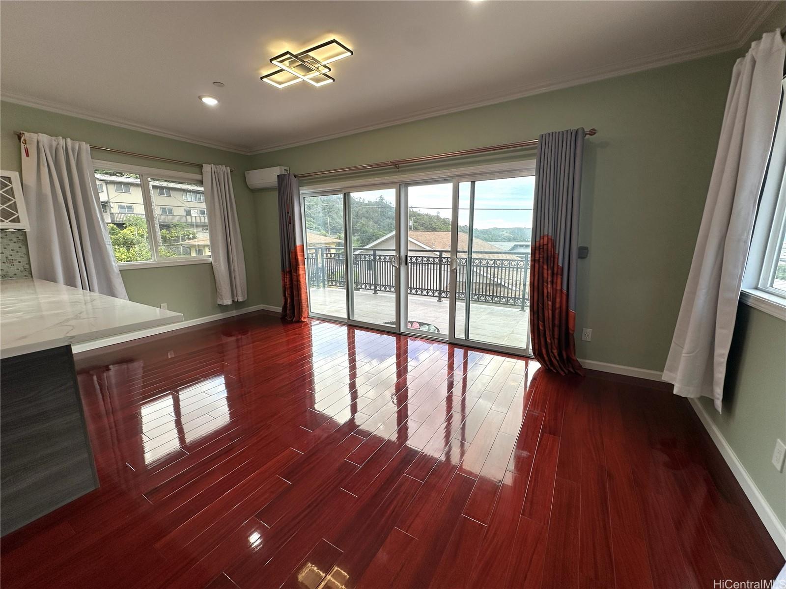 2763  Booth Rd Pauoa Valley, Honolulu home - photo 6 of 25