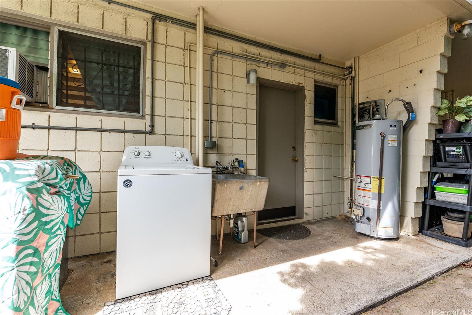 2765 Kapiolani condo # 107, Honolulu, Hawaii - photo 7 of 13