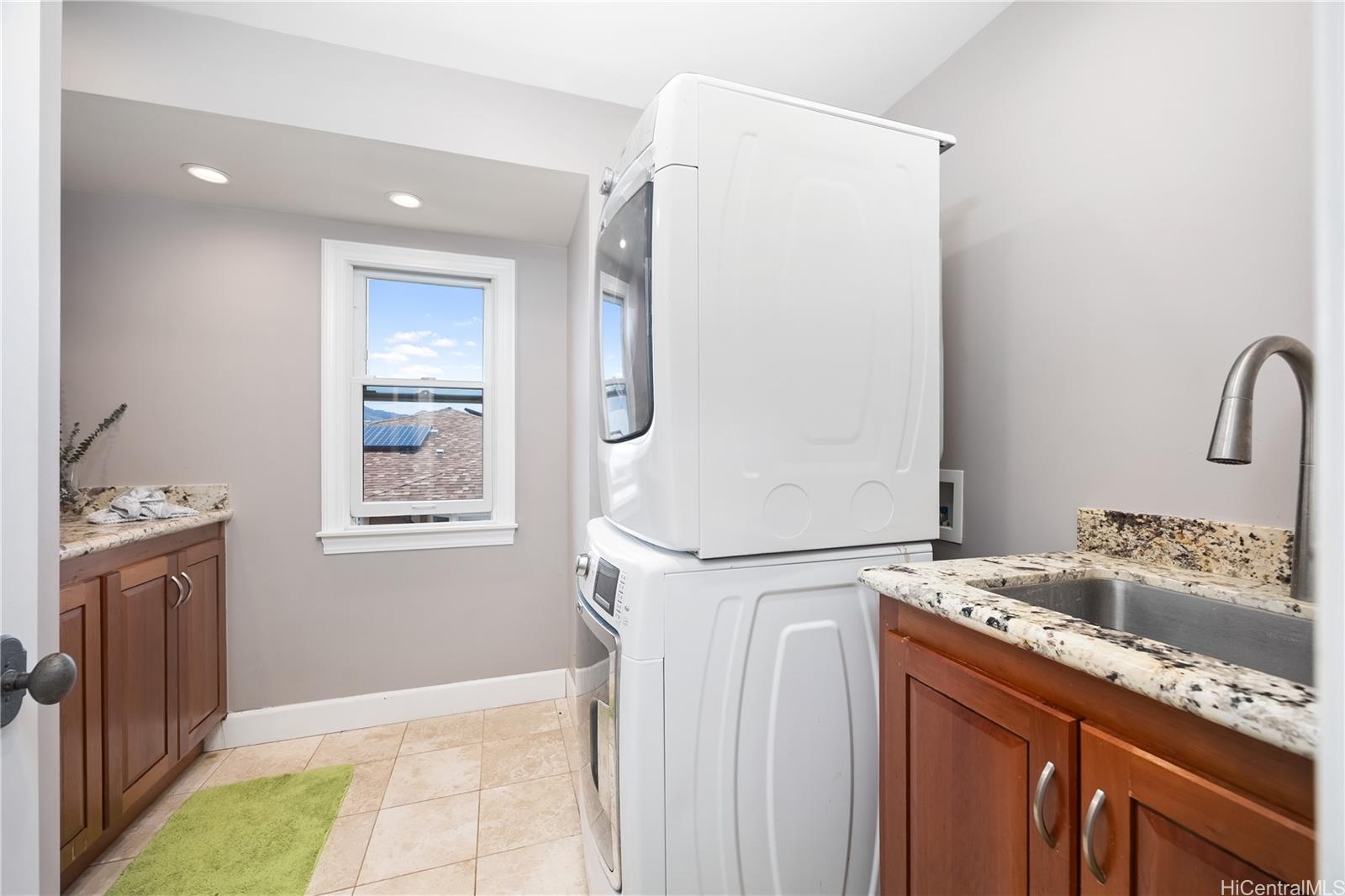 278  Makaweli Place Triangle, Hawaii Kai home - photo 16 of 25