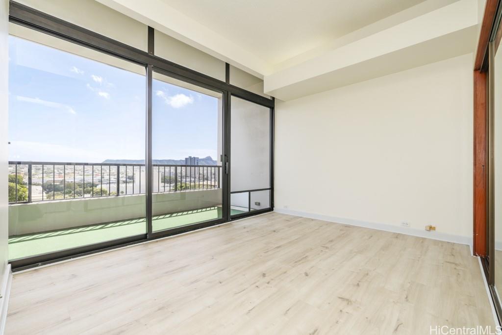 Kaimuki Parkside condo # 1002, Honolulu, Hawaii - photo 15 of 25