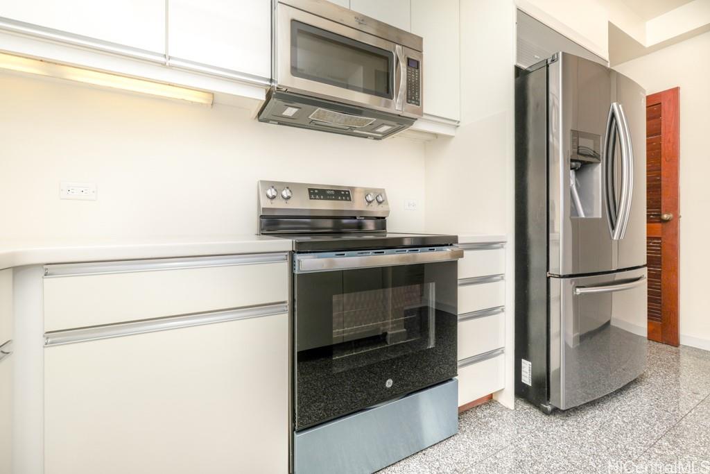 Kaimuki Parkside condo # 1002, Honolulu, Hawaii - photo 7 of 25