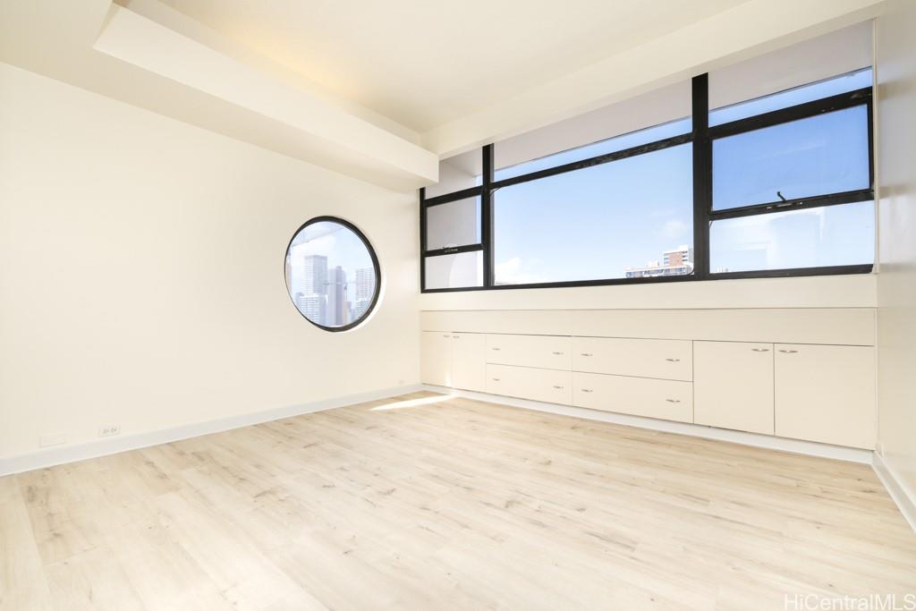 Kaimuki Parkside condo # 1002, Honolulu, Hawaii - photo 9 of 25