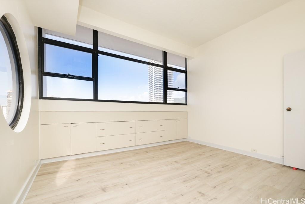 Kaimuki Parkside condo # 1002, Honolulu, Hawaii - photo 10 of 25