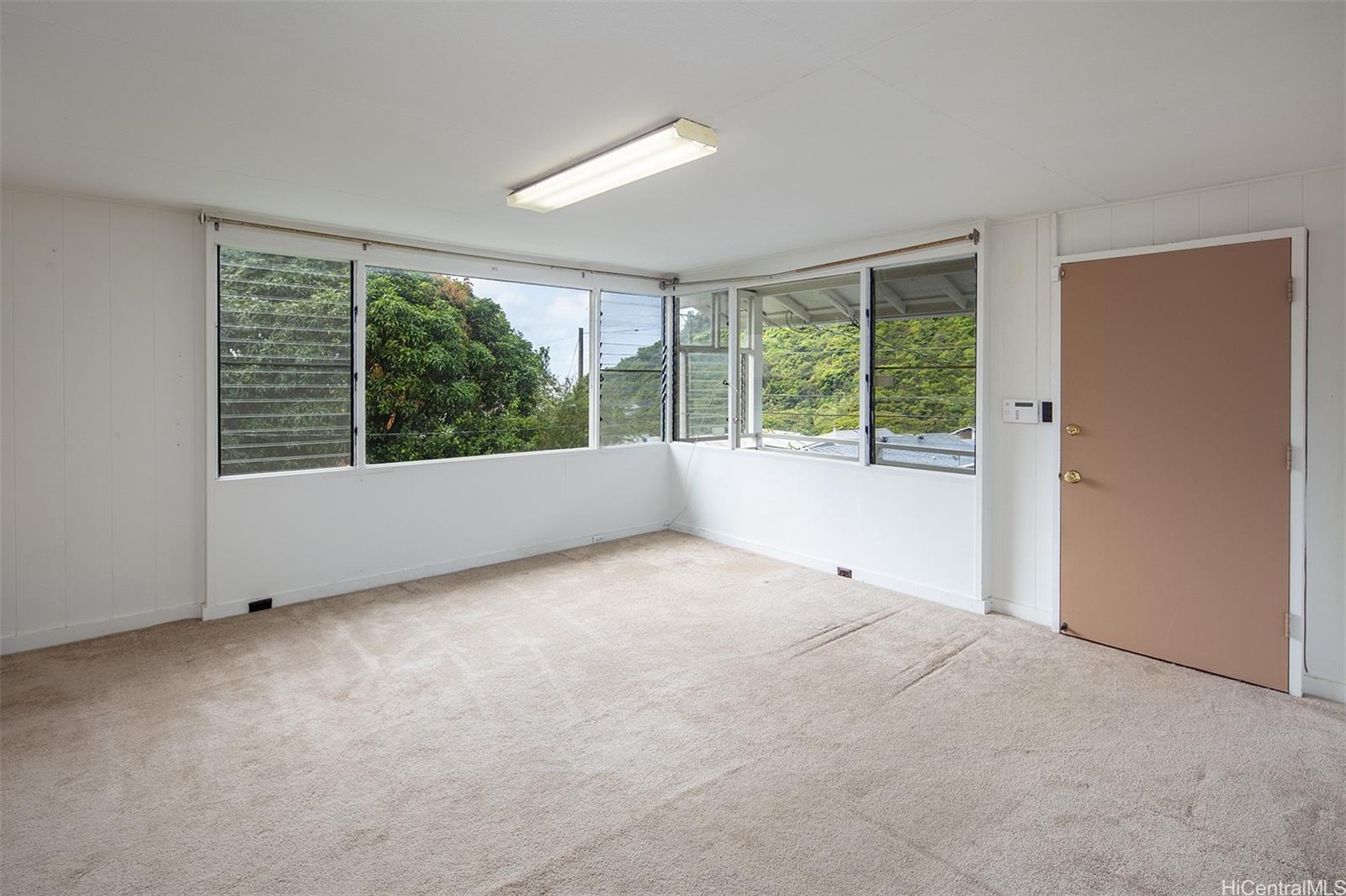 2801 Booth Rd Honolulu - Rental - photo 4 of 13