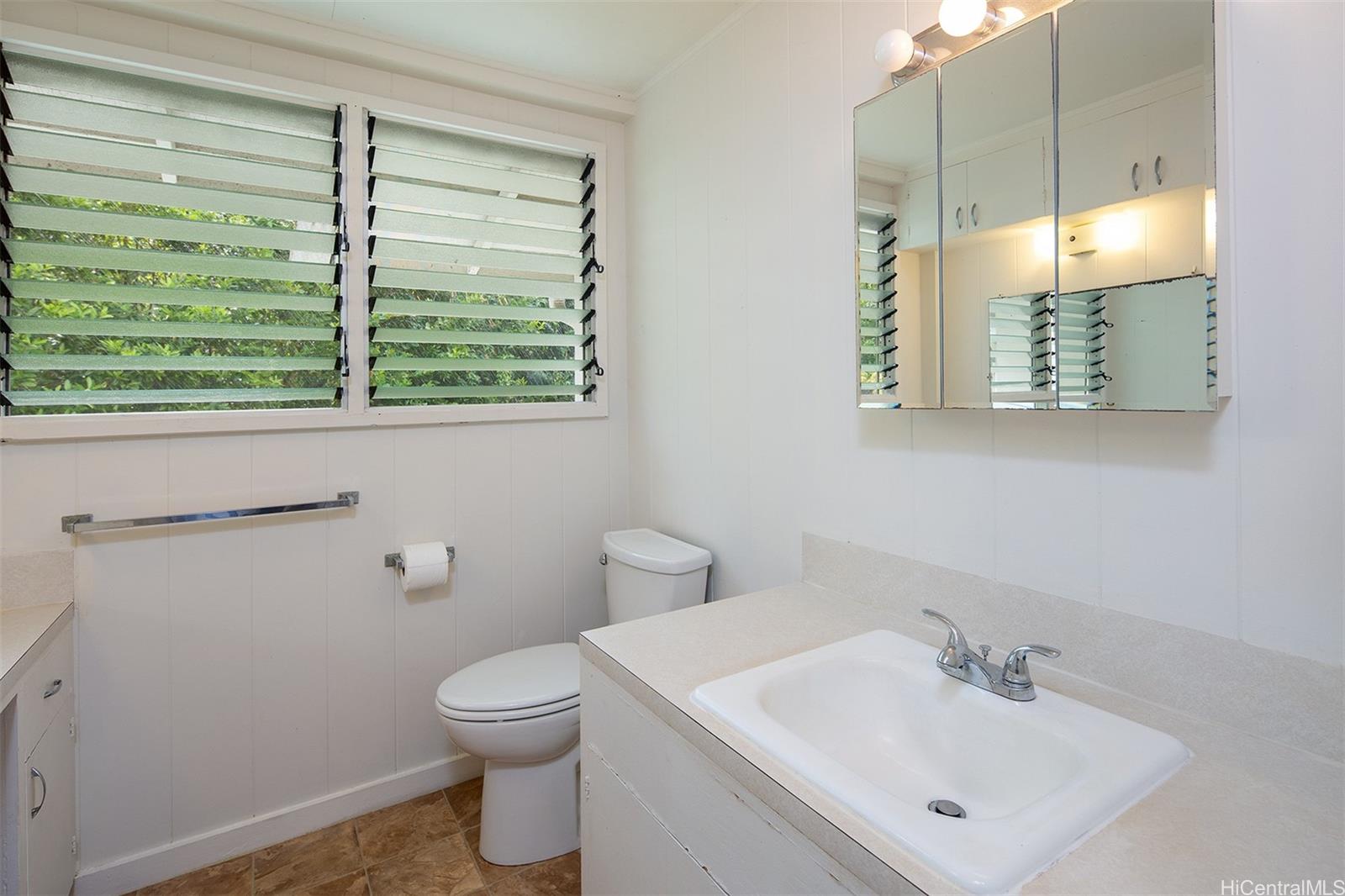 2801 Booth Rd Honolulu - Rental - photo 10 of 13