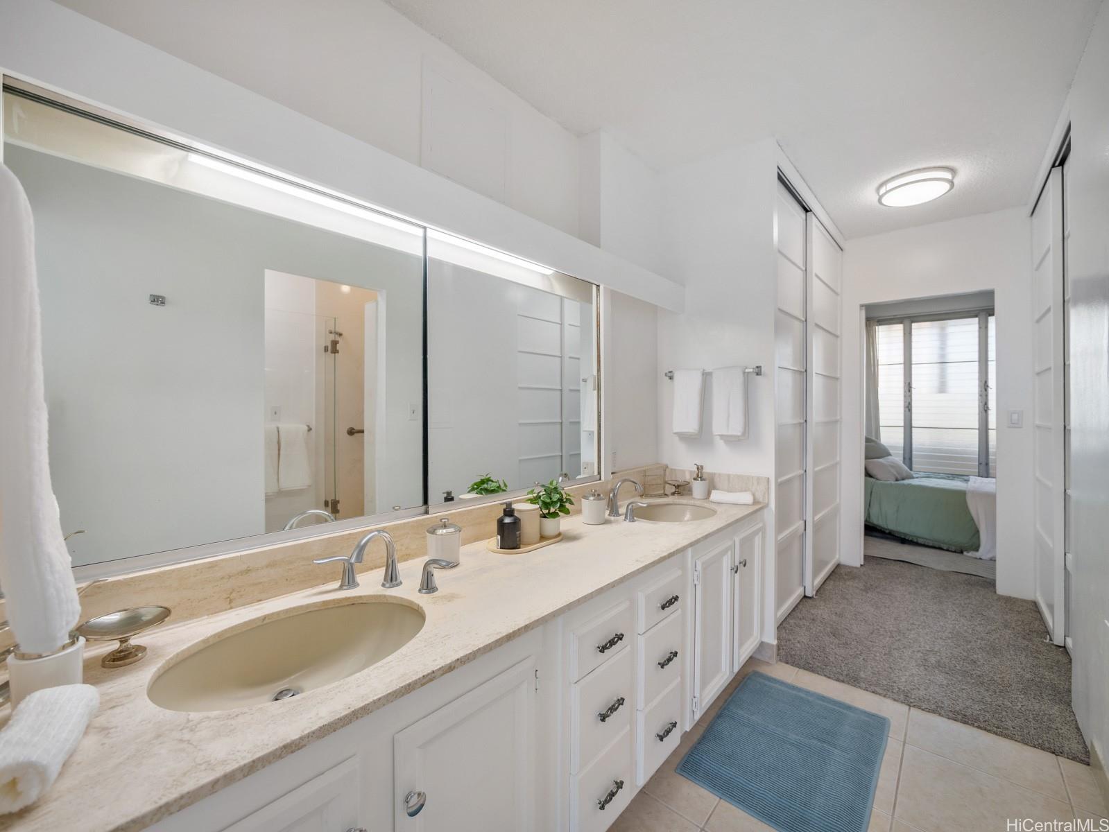 Kainalu condo # 3E, Honolulu, Hawaii - photo 17 of 25