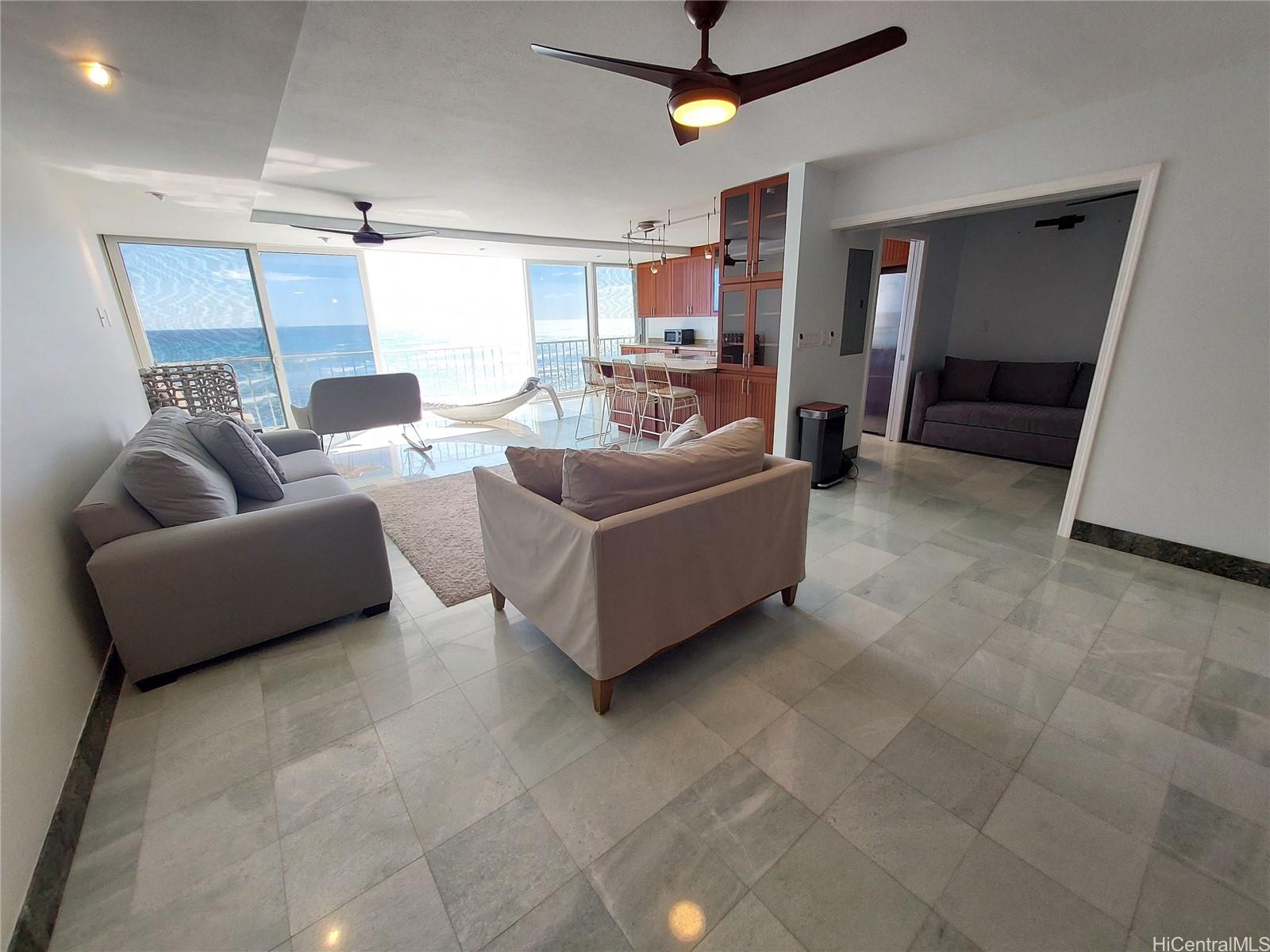 2801 Coconut Ave Honolulu - Rental - photo 2 of 12