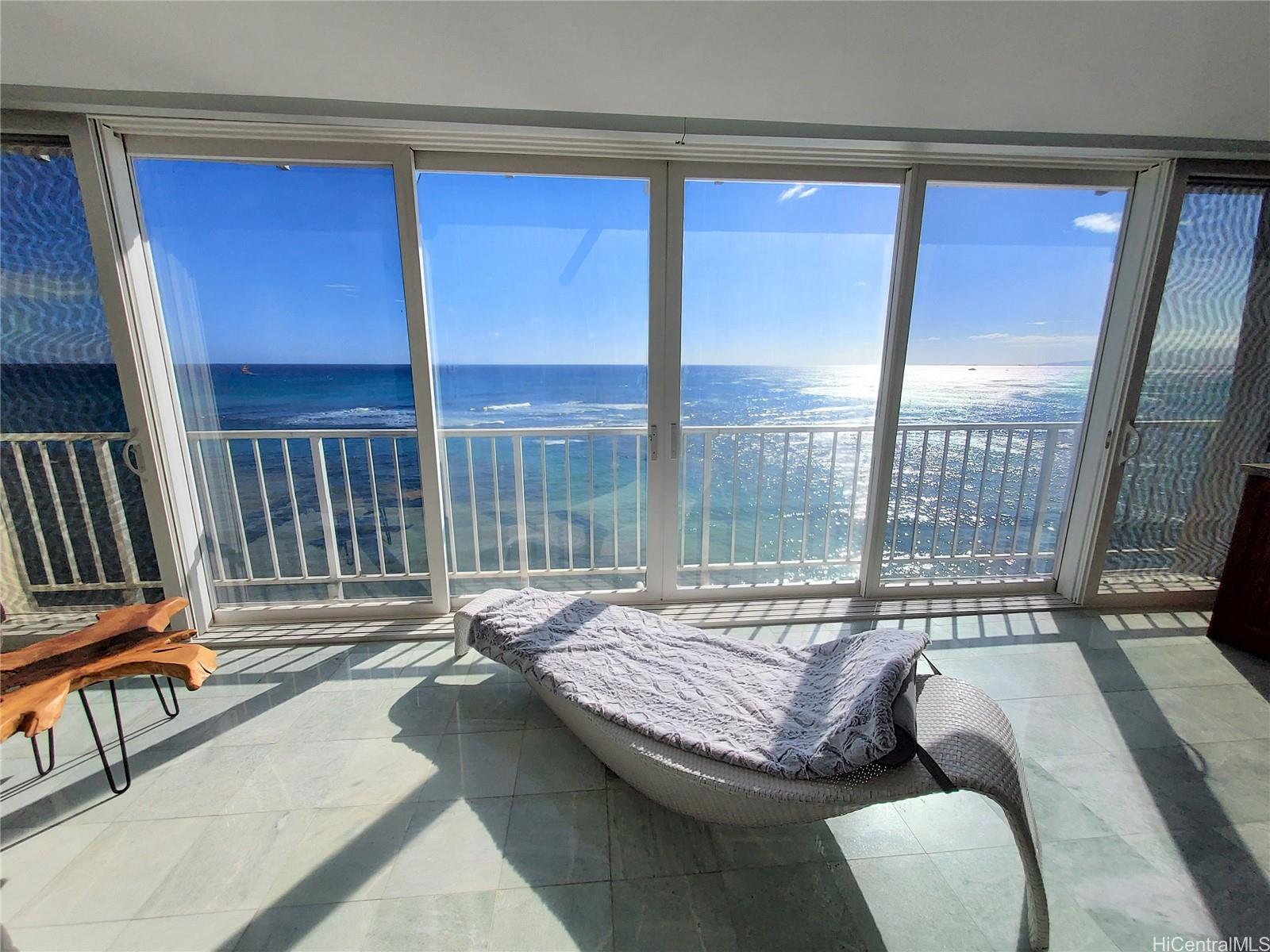 2801 Coconut Ave Honolulu - Rental - photo 5 of 12