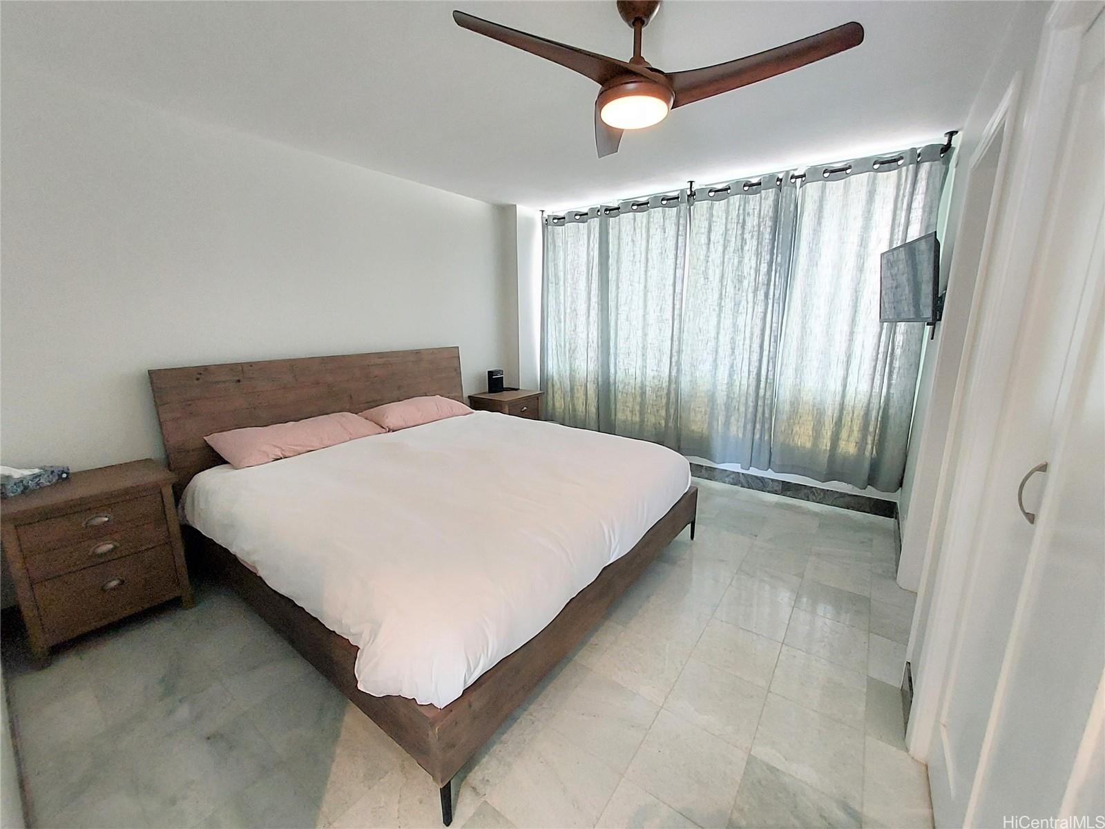 2801 Coconut Ave Honolulu - Rental - photo 9 of 12