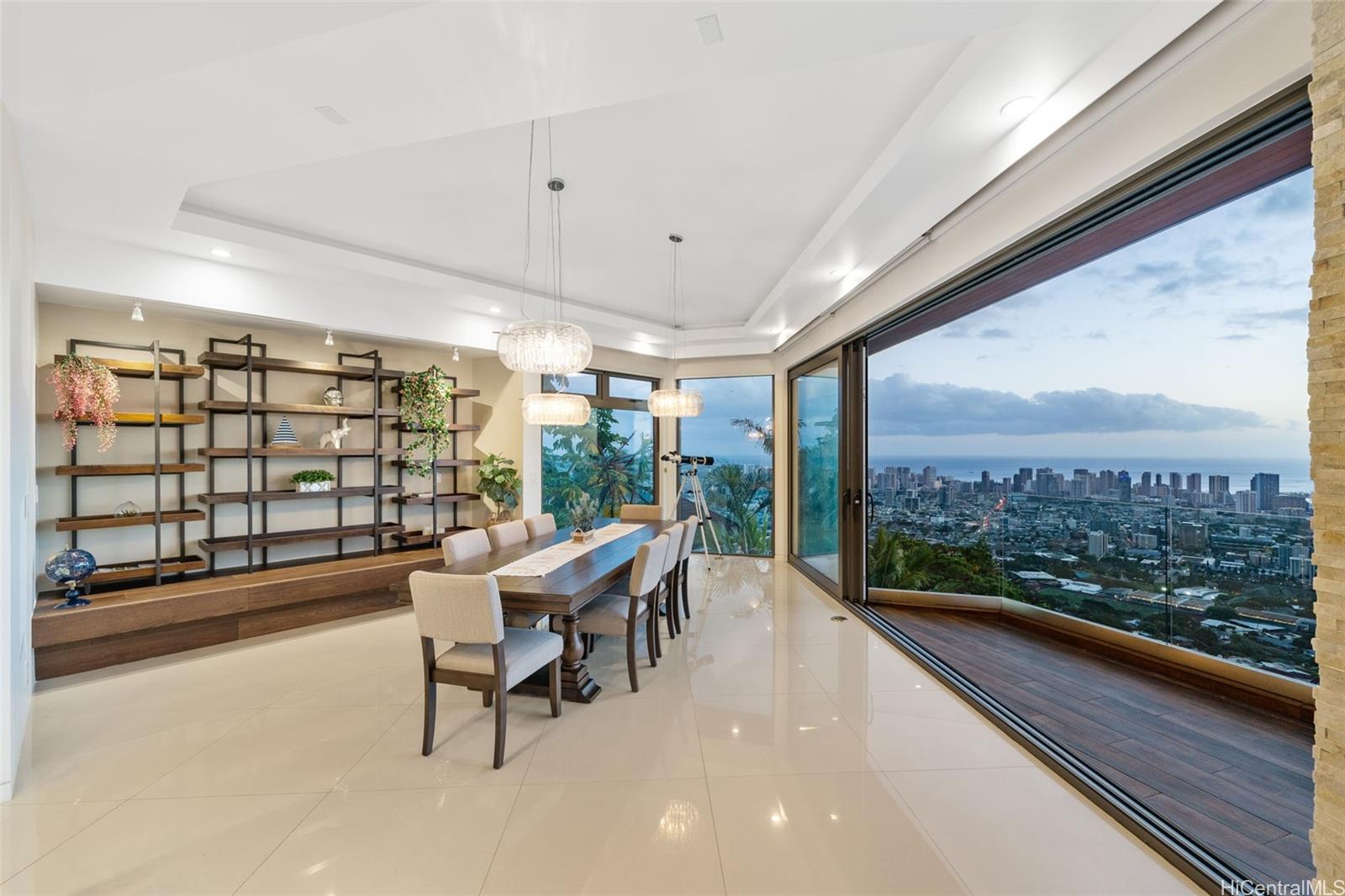 2809  Round Top Drive Makiki Heights, Honolulu home - photo 11 of 25