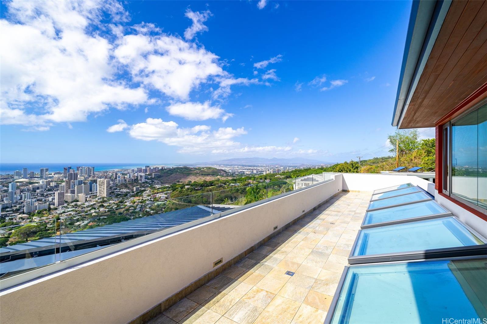 2809  Round Top Drive Makiki Heights, Honolulu home - photo 3 of 25