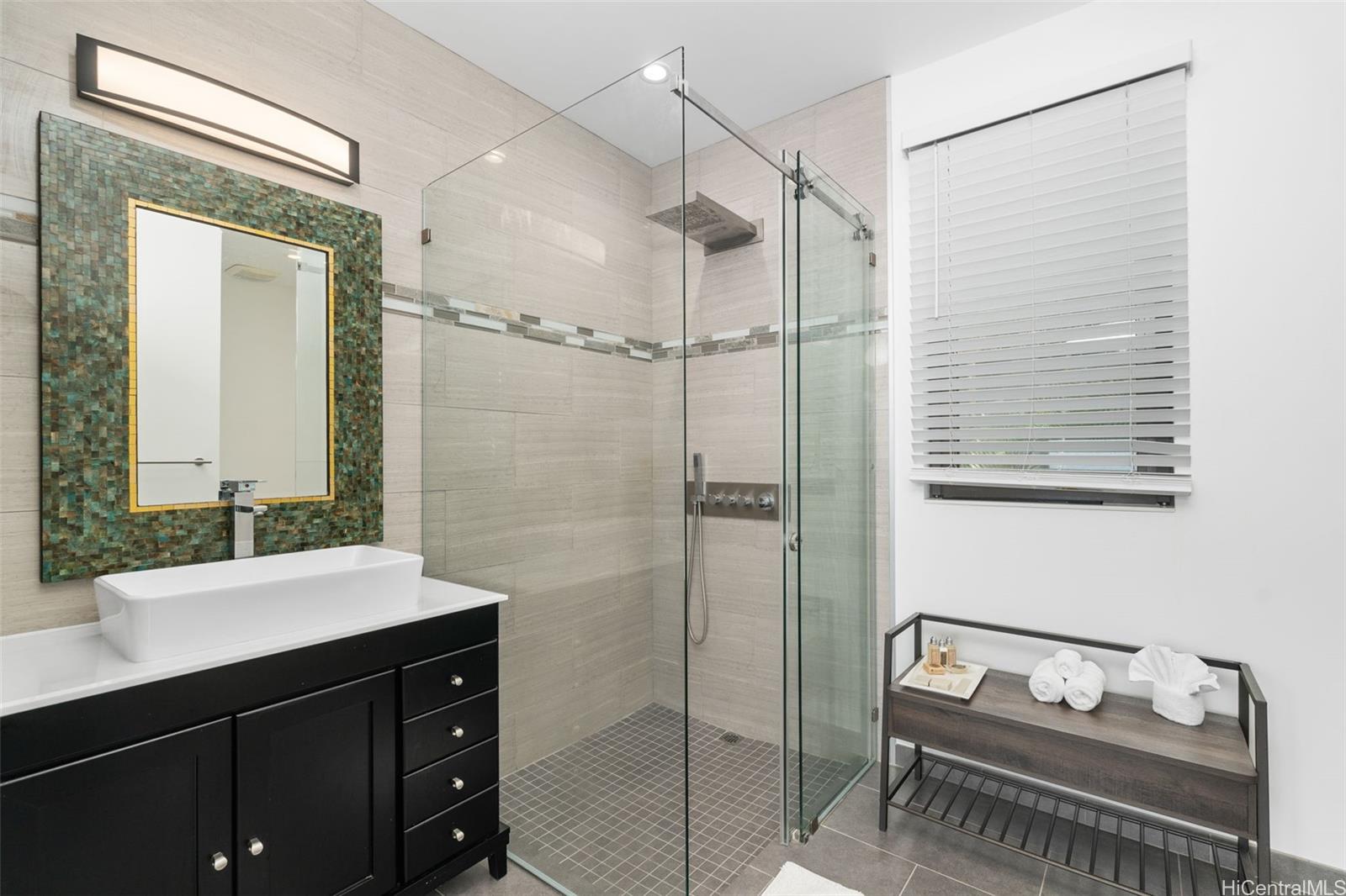 2809  Round Top Drive Makiki Heights, Honolulu home - photo 21 of 25