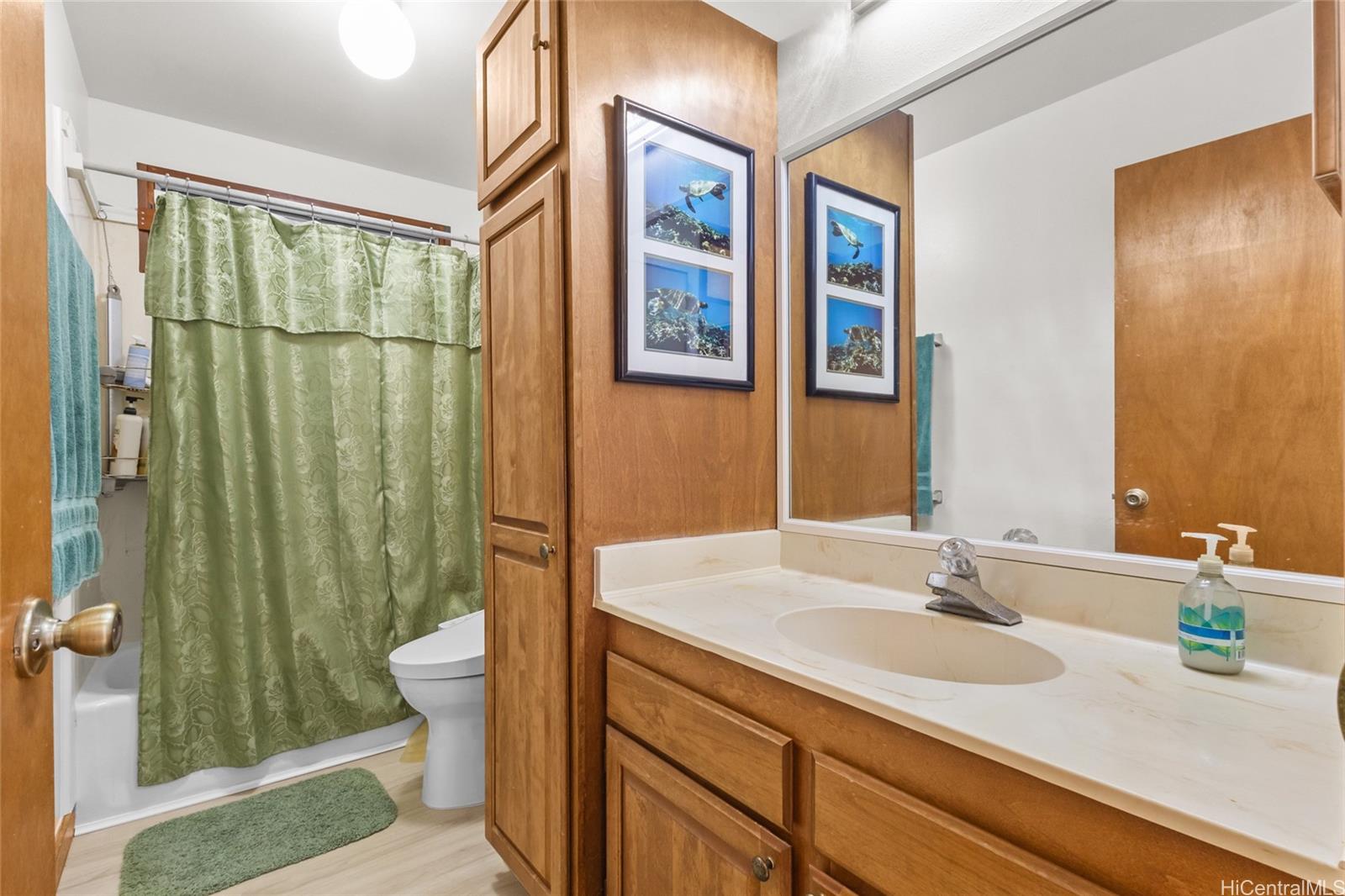 281  Puiwa Road Dowsett, Honolulu home - photo 2 of 19