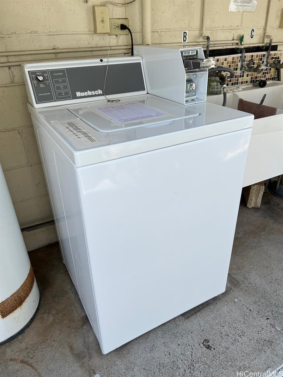 2810 Winam Ave Honolulu - Rental - photo 12 of 15