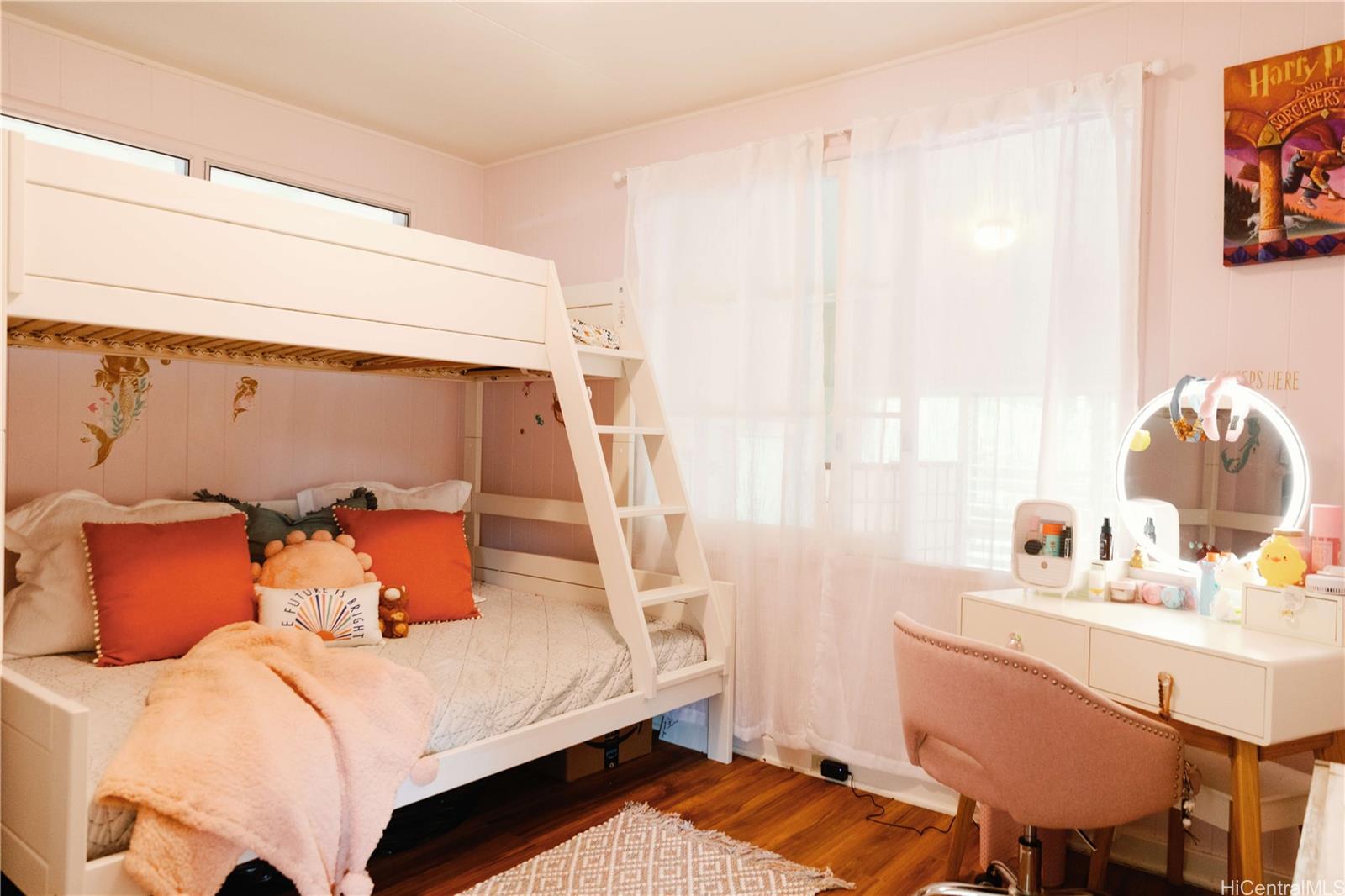 2813  Dow Street Nuuanu Area, Honolulu home - photo 17 of 24