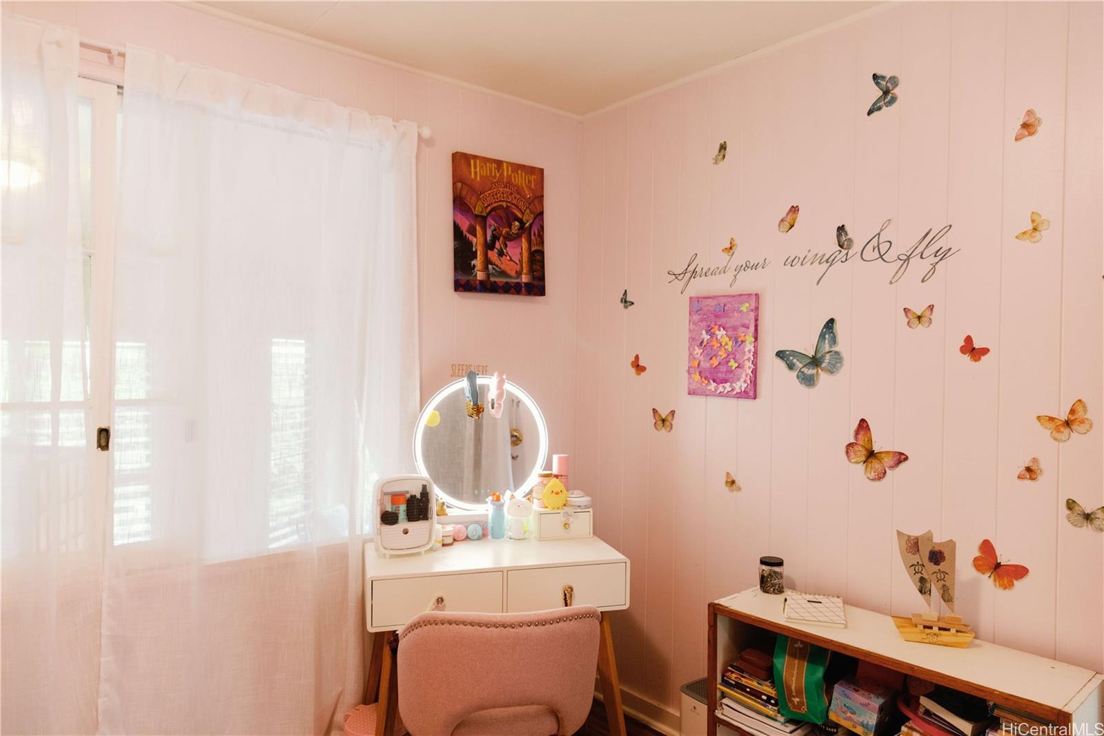 2813  Dow Street Nuuanu Area, Honolulu home - photo 18 of 24