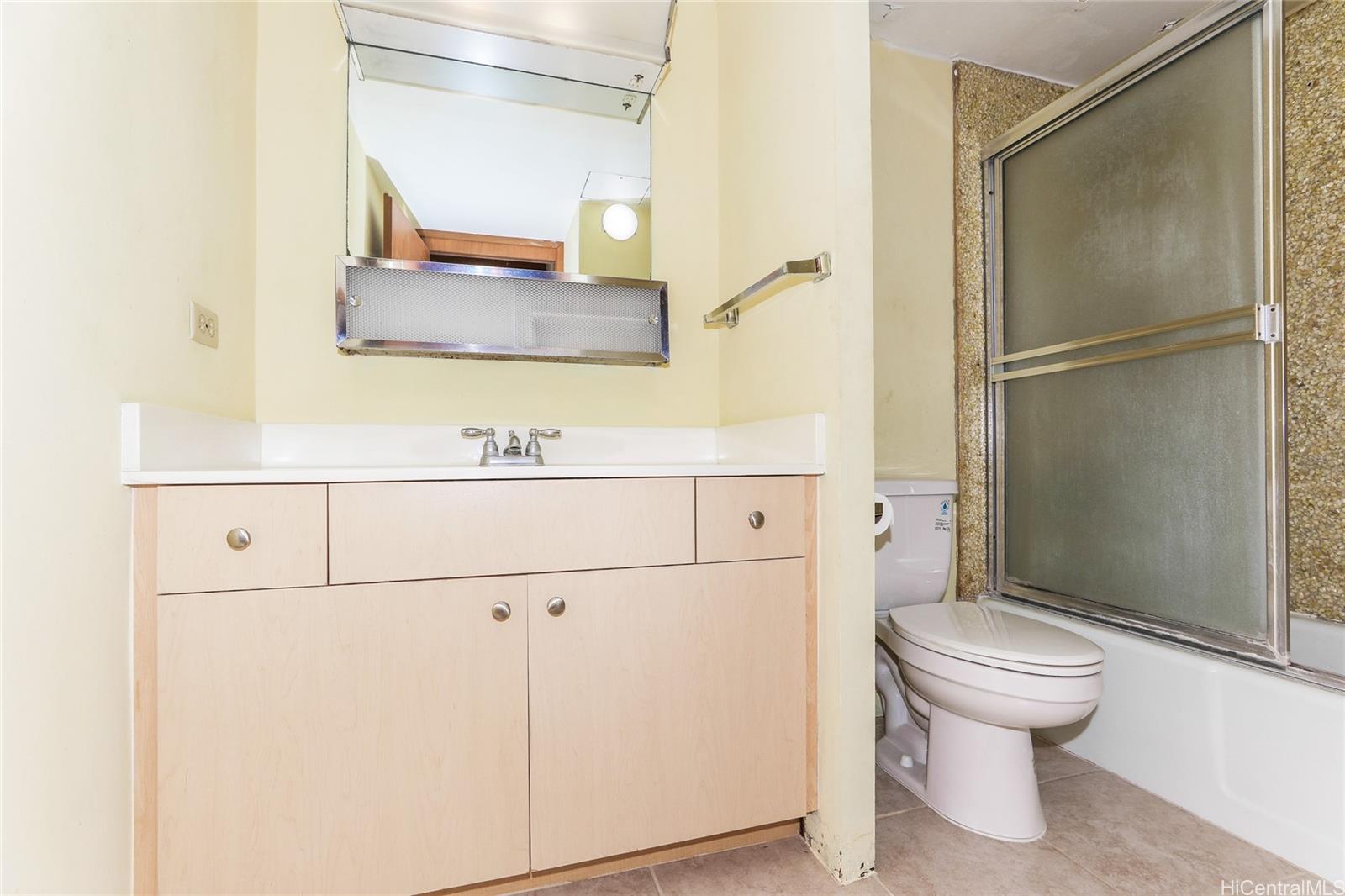 Contessa condo # 2003, Honolulu, Hawaii - photo 18 of 23