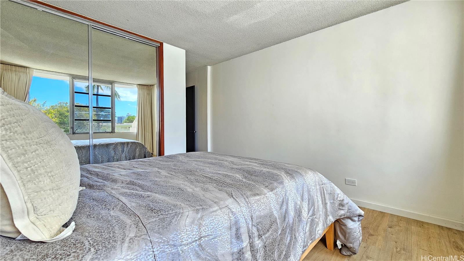 Contessa condo # 201, Honolulu, Hawaii - photo 14 of 25