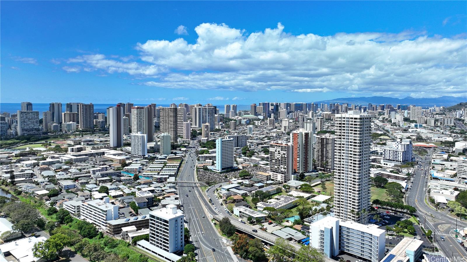 Contessa condo # 201, Honolulu, Hawaii - photo 23 of 25