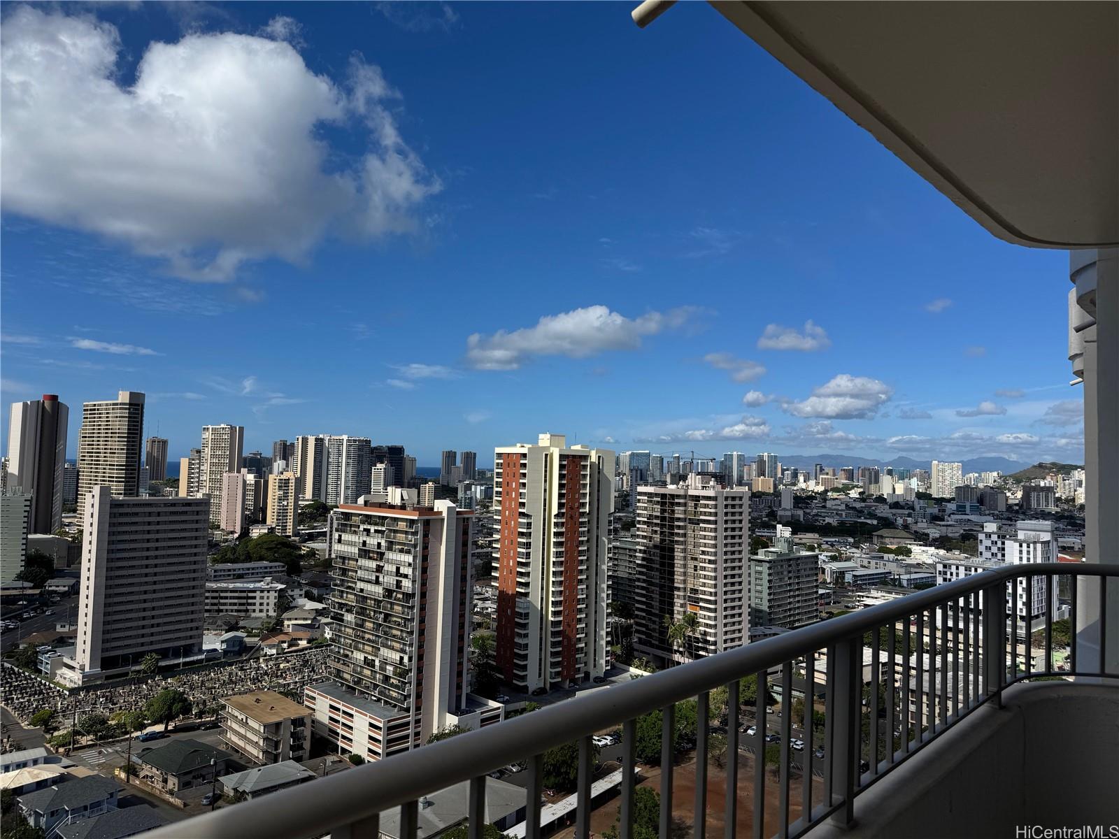 Contessa condo # 2401, Honolulu, Hawaii - photo 17 of 18
