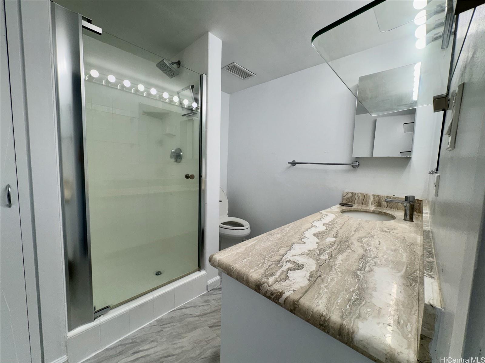 Contessa condo # 2401, Honolulu, Hawaii - photo 7 of 18