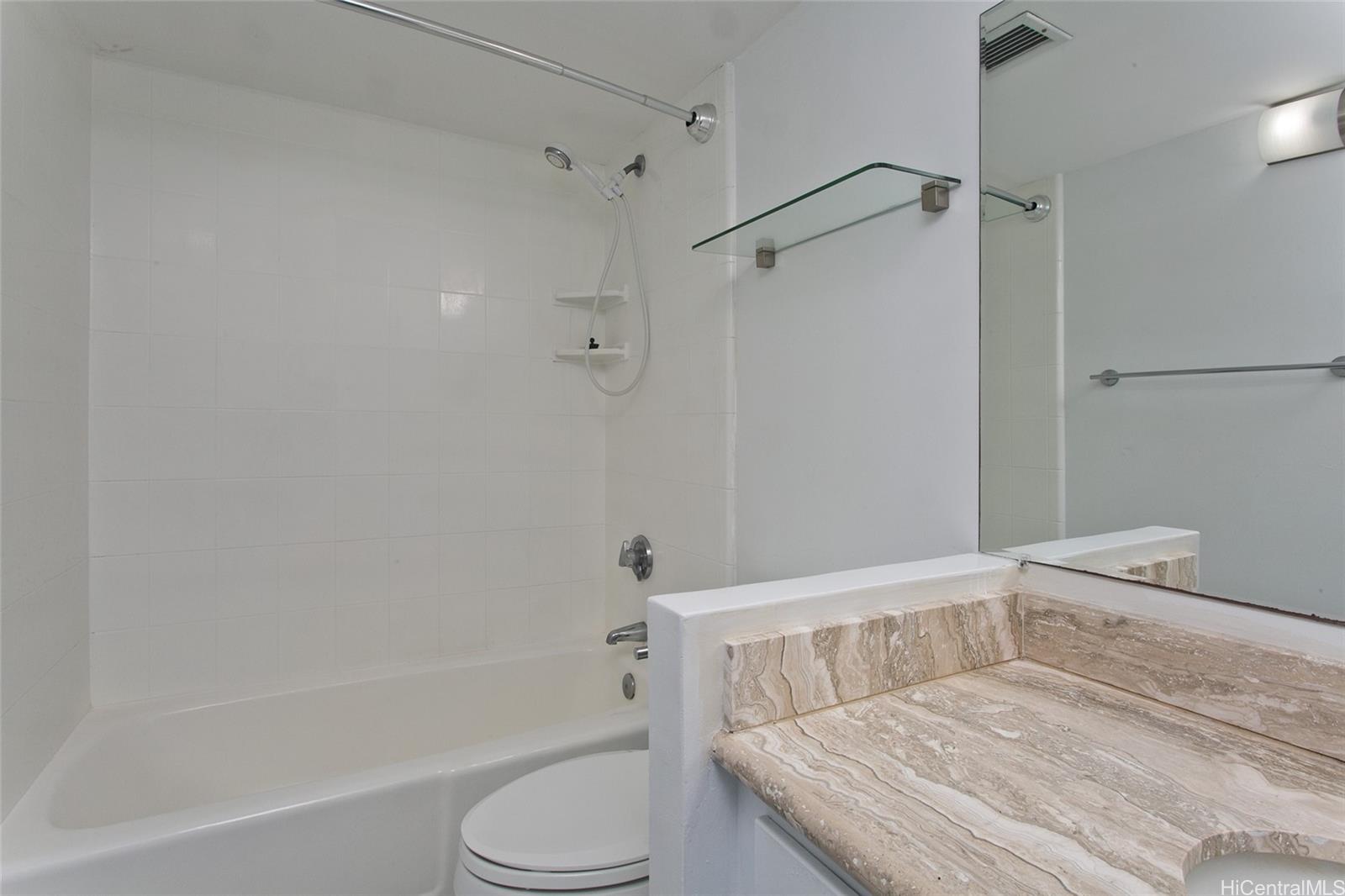 Contessa condo # 2401, Honolulu, Hawaii - photo 10 of 18