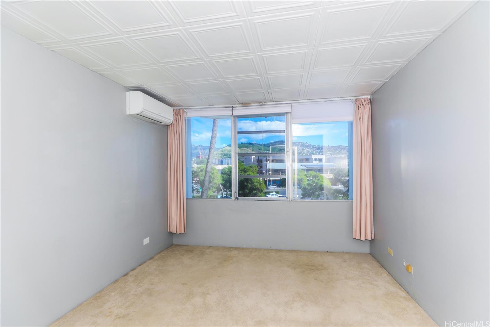 2825 King Street Honolulu - Rental - photo 10 of 17